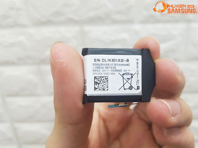 Thay pin đồng hồ Samsung Gear S3 Frontier giá tốt